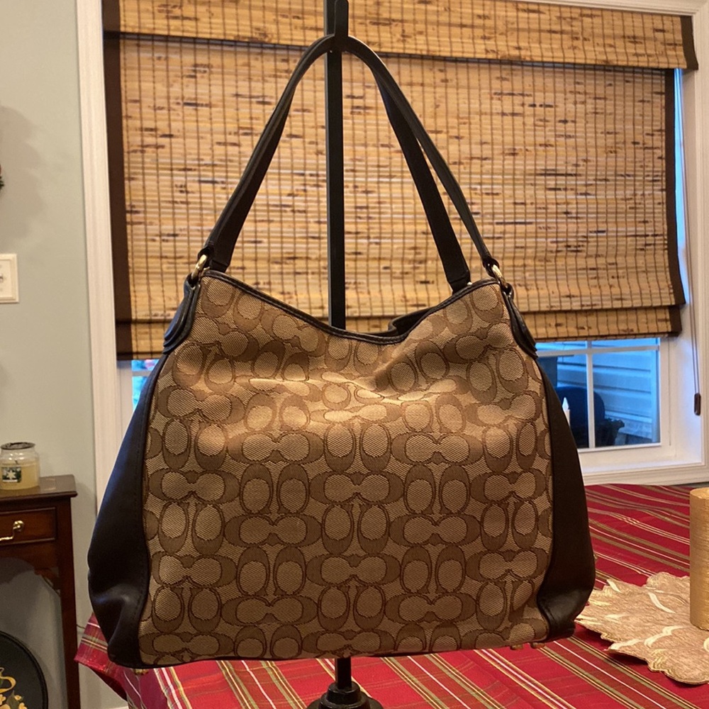Coach leather and logo fabric Edie bag. - Picture 2 of 10